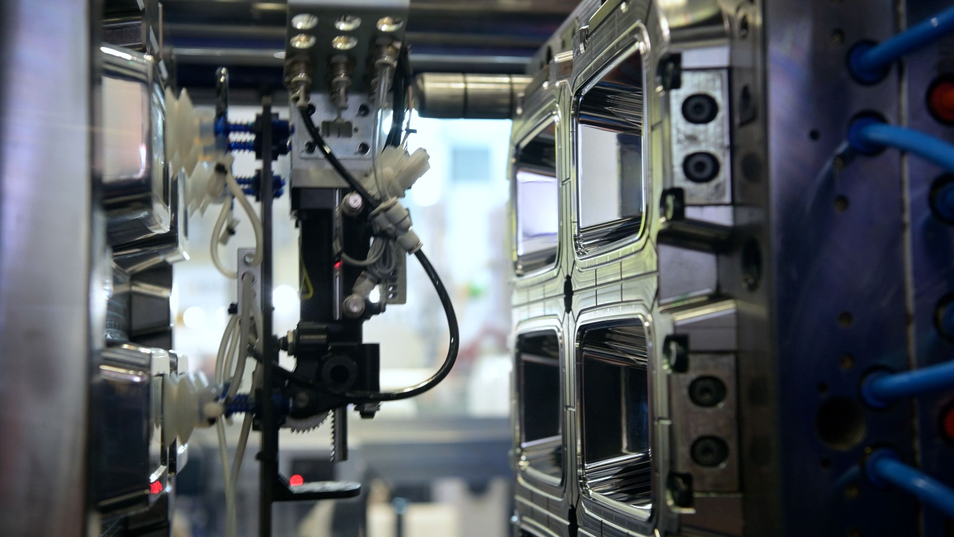 Injection moulding product manufacturing